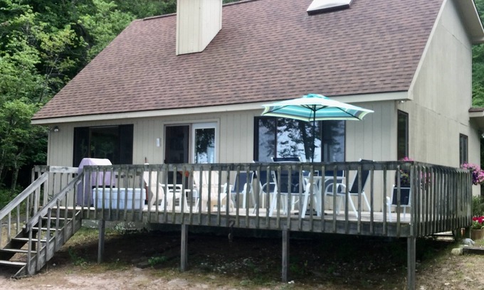 Harbor Springs Cottage | Private Beachfront Lake Michigan Home - 175 ft. of private beach frontage