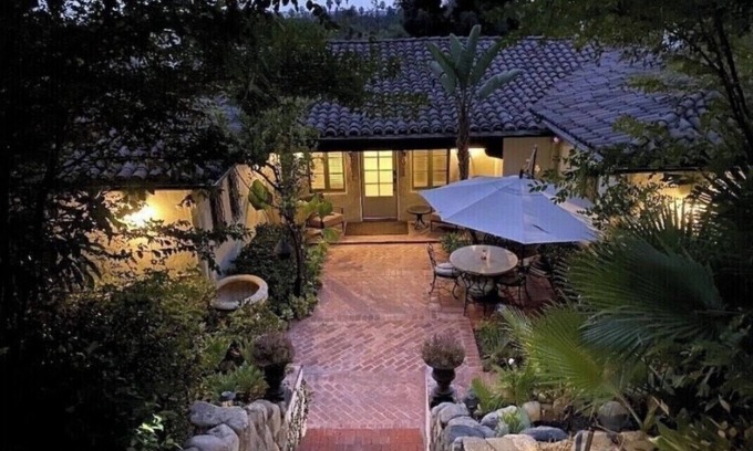 Pasadena House | Private Bungalow @ 5 Stars Resort 1 room 1 bath luxury suite with parking