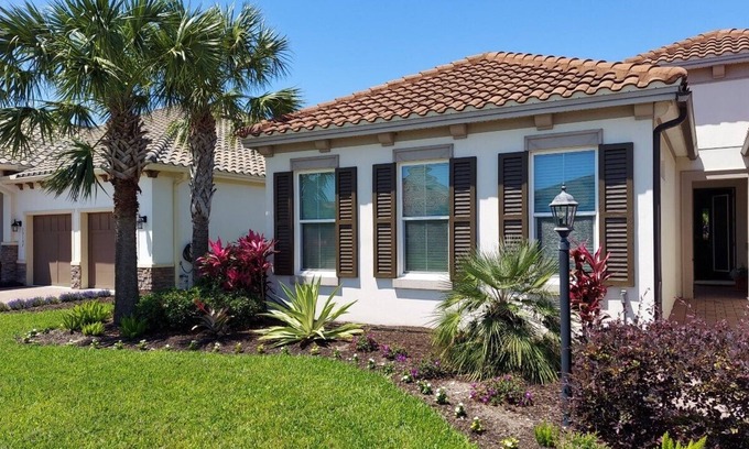 Braden River Villa | Private Casita with Living, Bedroom and Bathroom