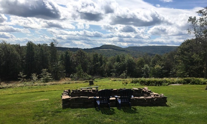 Town of Denning House | Private Catskill mountain getaway with great views just over 2 hours from NYC