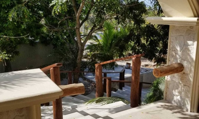 Salina Grande Apartment | Private Comfortable Apartment/Suite 5min from Supermarket & Marina