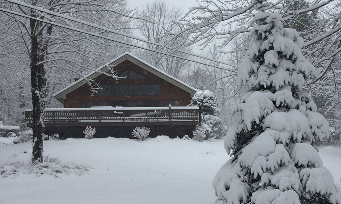 Fleischmanns Ski Chalet | Private Country Chalet With Great Winter Views