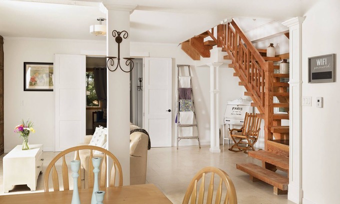 Victoria House | Private Country Setting/Wifi/High Cleaning Standards/Self Check-In/Out