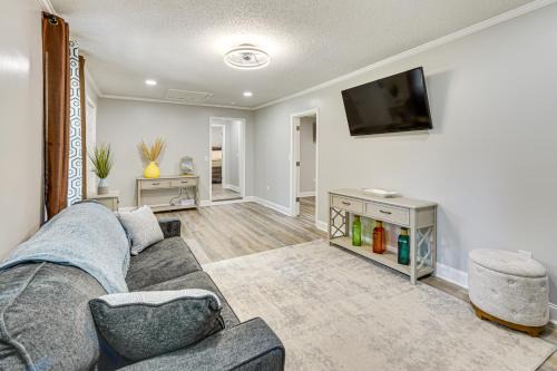 Sanford House | Private Deck and Yard Home 3 Mi to Dtwn Sanford!