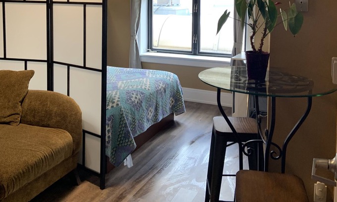 Rochester House | Private Downtown Rochester Studio #1