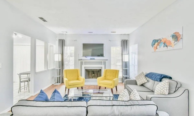 Lithonia House | Private East Metro Atlanta Getaway Near Stone Mnt!