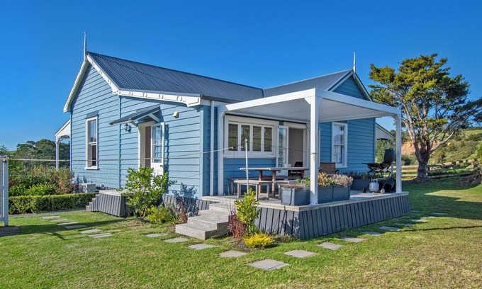 Waipu House | Private Family Retreat - Waipu Holiday Home