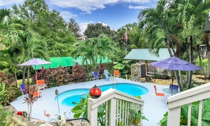 Fort Myers House | Private Ft Myers Retreat - Pool, hot tub, theater room, kayaks