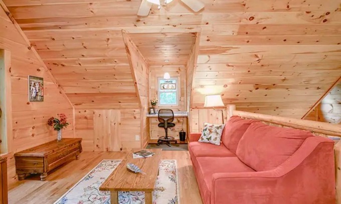 Rutherfordton Cabin | Private-Gated Community- FirePit- IndoorFireplace