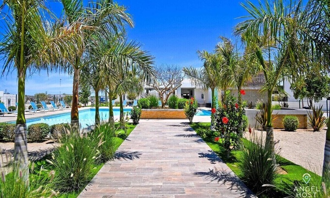 La Paz House | Private Gated Oasis: Pool, BBQ & More