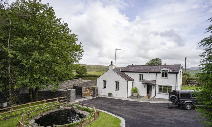 Killington House | Private Gatehouse - Spectacular Howgill Views