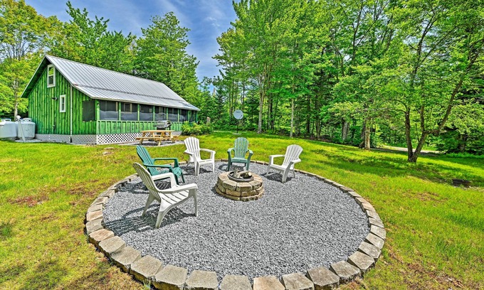 Granby Cabin | Private Granby Cabin - 14 Miles to Burke Mtn!