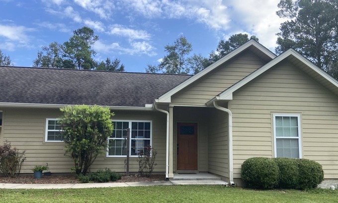 Havana House | Private guest house that’s minutes to downtown Tallahassee. Clean and quiet.