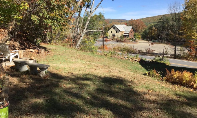 Plymouth House | Private Home Across from “The Barn on the Pemi”