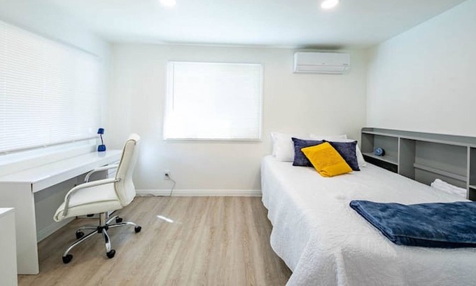 Placentia House | Private Home w/ Laundry + Disney 10 mins