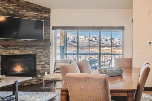 Park City House | Private Hot Tub, Close to Resorts - Private Hot Tub - Close to PC, Mountain Mansion Family Getaway