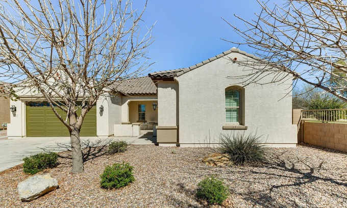 Hastings Farms House | Private Hot Tub: Queen Creek Vacation Rental!