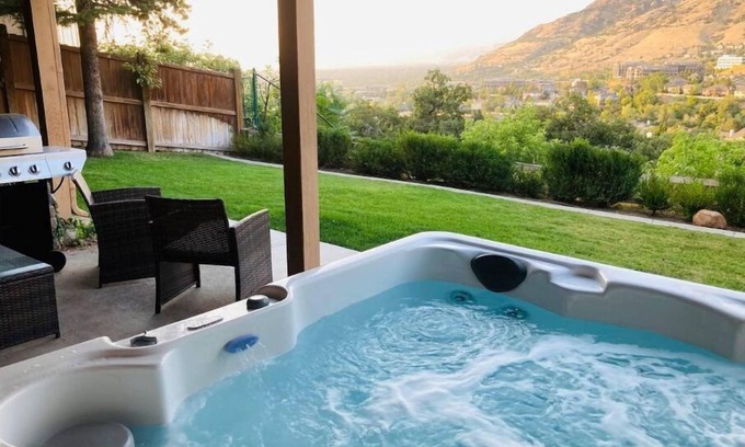 Cottonwood Heights Apartment | Private Hot Tub with a Mountain and City View!