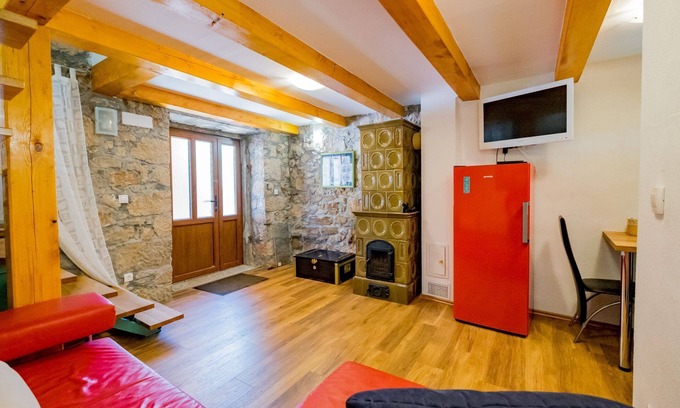 Bilice House | Private house with garden, small pool, air conditioning, washing machine and parking space