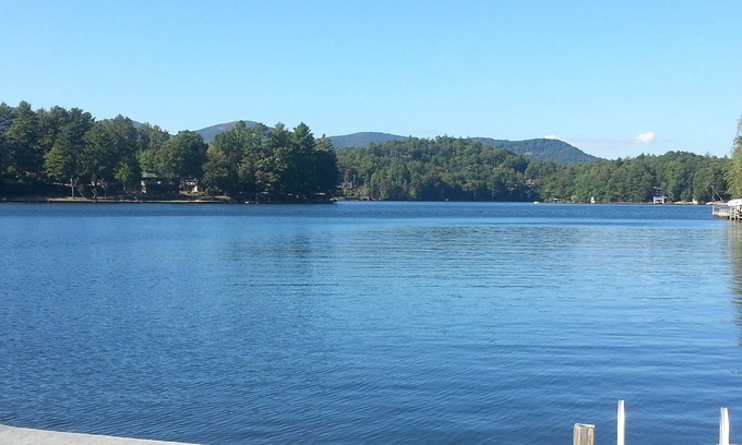 Lake Toxaway House | Private Lake Front Home on Lake Toxaway in Western North Carolina!