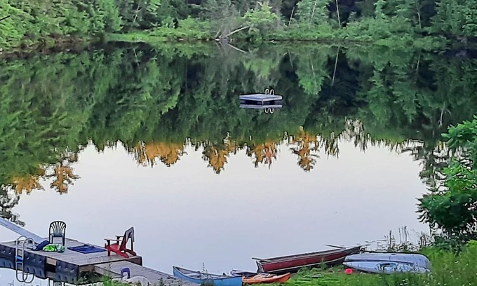 Frontenac House | Private lake in the woods