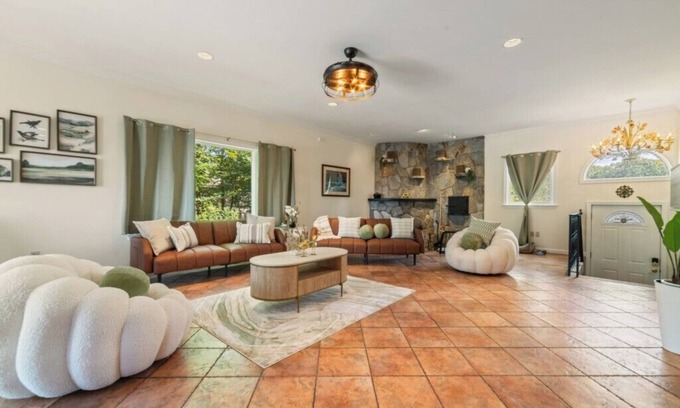 Danbury House | Private Lakefront Getaway Near Downtown Danbury!