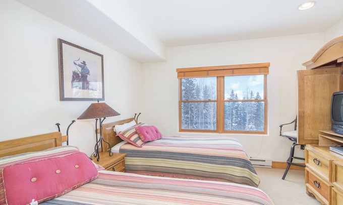 Mountain Village Hotel | Private Lock-Off Room With Access to Hot Tub, Pool and Fire Pit