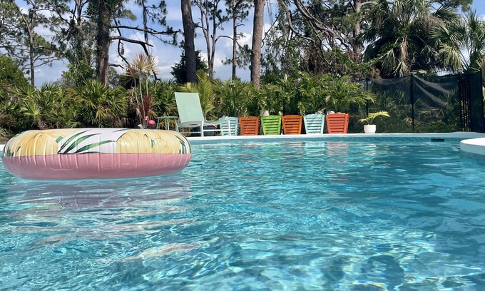 Englewood House | Private Luxury renovated pool house 1.5 miles to Manasota Beach.