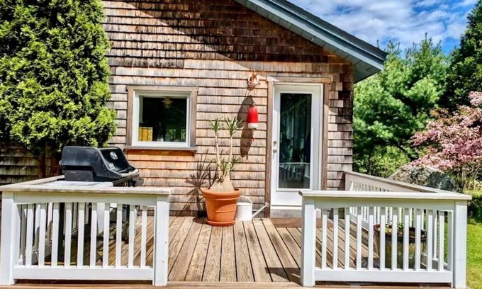 Tremont House | Private, modern, minutes from Acadia.