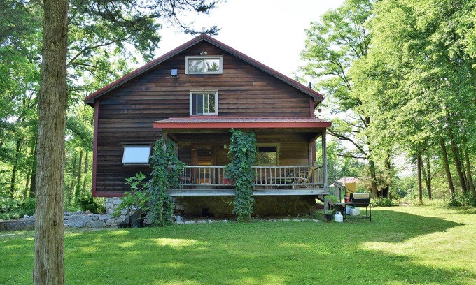 New Paltz House | Private nature hideaway, timber frame home minutes to New Paltz, Gunks, 2 decks.