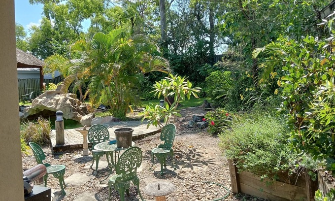 Oxenford House | Private Oasis among the Gold Coast Theme Parks.