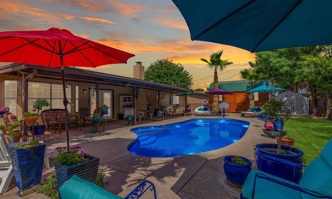Las Cruces House | Private Oasis Near Old Mesilla - Home with an In-Ground Pool!