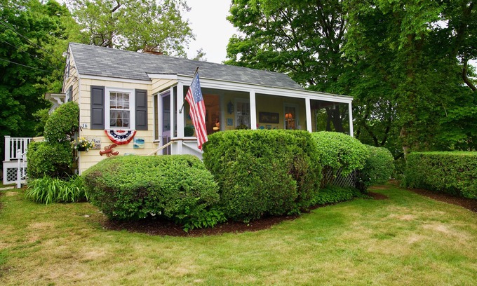 Rockport Cottage | Private Pet Friendly hideaway near the beach and town center.