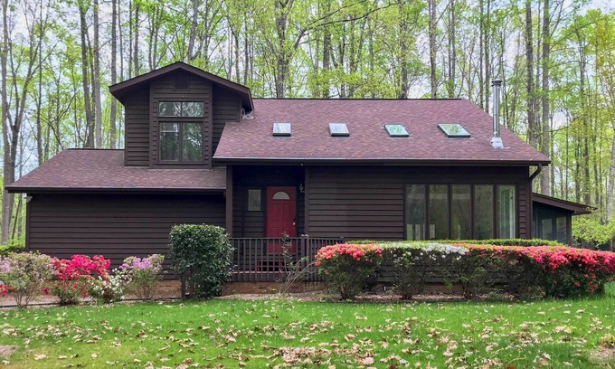 Randolph County House | Private Pleasant Garden Escape w/ Deck & Yard