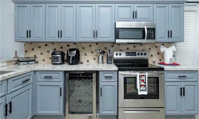 Wellington House | Private Pool + Game Room near Disney! Free parking