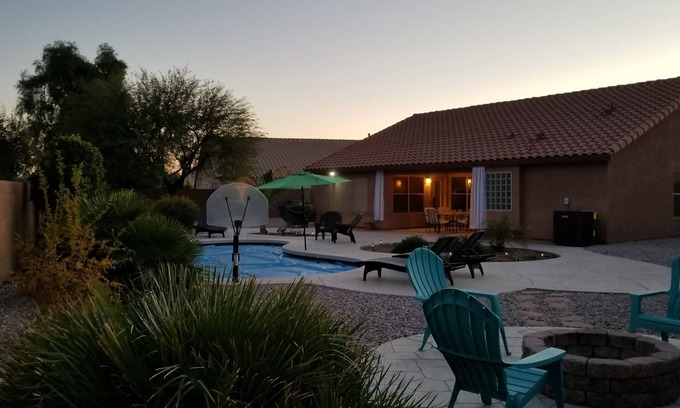 Avondale House | Private pool, golf, shopping and baseball! Great family retreat.