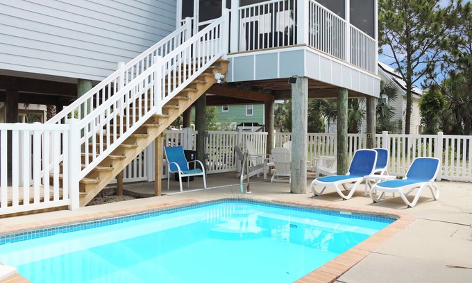 Indian Pass House | Private Pool, Steps from Beach, Pet Friendly Screened Porch ~ Yellow Bird