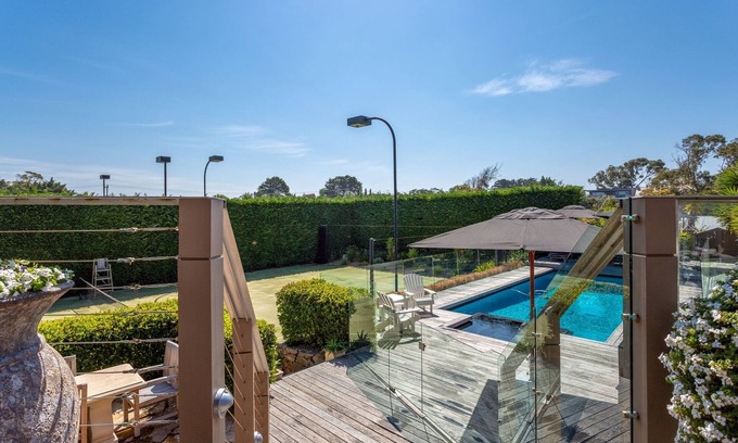 Portsea Boat Rental | Private Portsea Oasis