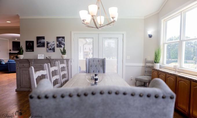 Loganville House | *PRIVATE PROPERTY* Olympic Pool, Tennis, B-ball, Pavilion, NEWLY RENOVATED (+)