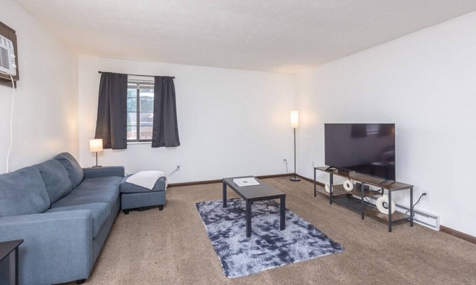 West Carrollton Apartment | Private/Quiet 2-Bed Apartment