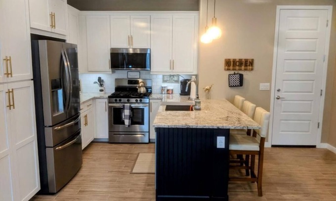 Mesa del Oro House | Private & relaxing desert gem! Minutes from The Superstition Mountains & trails.