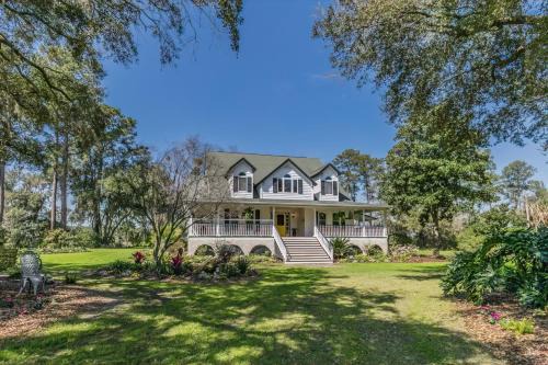 Saint Helena Island House | Private Retreat on Deep Water overlooking Jenkins Creek