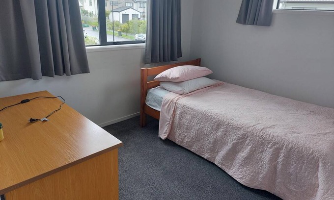 Auckland Resort | Private room ∙ 1 guest