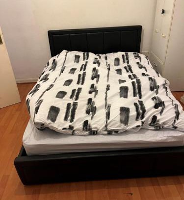 Birmingham House | Private Room near City Centre