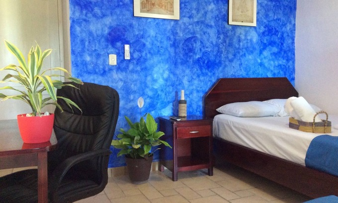 Chetumal Bed & Breakfast | Private room near UQROO, Convention Center and Boulevard Bahía