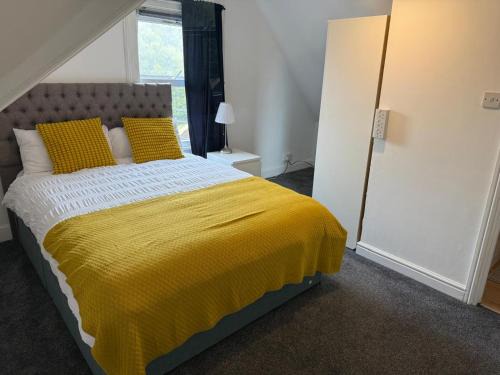 Avonmouth House | Private Room with Ensuite 7