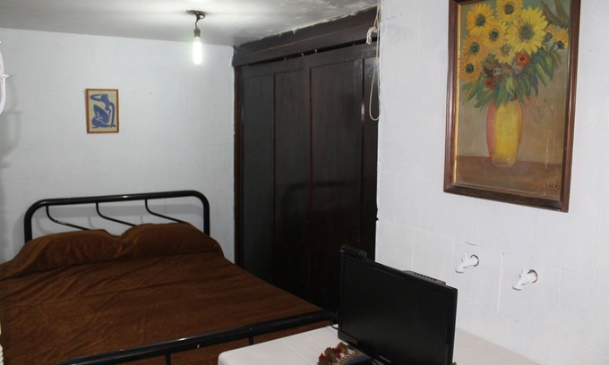 Lindavista Bed & Breakfast | Private Room With Netflix In Lindavista.