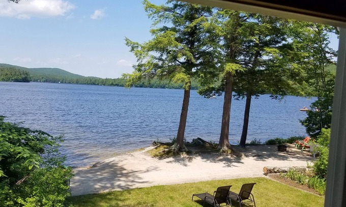 Raymond House | Private sandy beach, clean quiet lake, 1 week avail 8/2-8/9. ACs in all BRs.