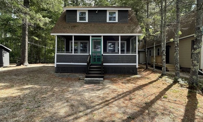 Standish Cottage | PRIVATE SANDY BEACH ON SEBAGO LAKE!