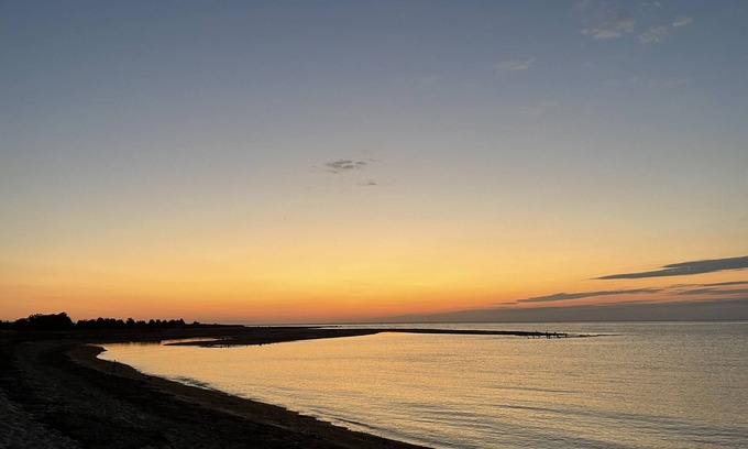 Ellisville House | Private Seaside stay at Seaside Villas